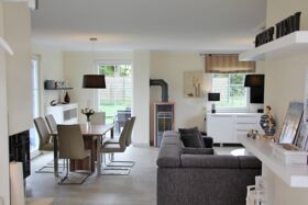 Wohn- und Esszimmer im Ferienhaus
